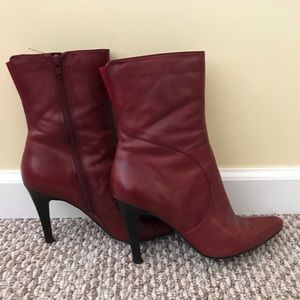 Nine West Gooro Ruby Leather boot
